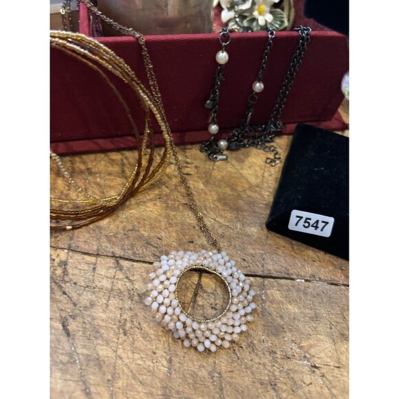 Decorative Red Jewelry Box With Assorted Costume Jewelry & Display Window - Picture 15 of 16